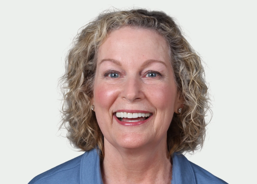 Woman smiling showing teeth